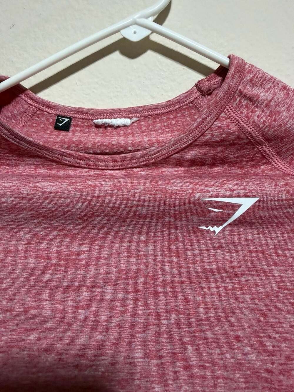 Gymshark Vital Seamless Long Sleeve Crop Top Red - Picture 2 of 4